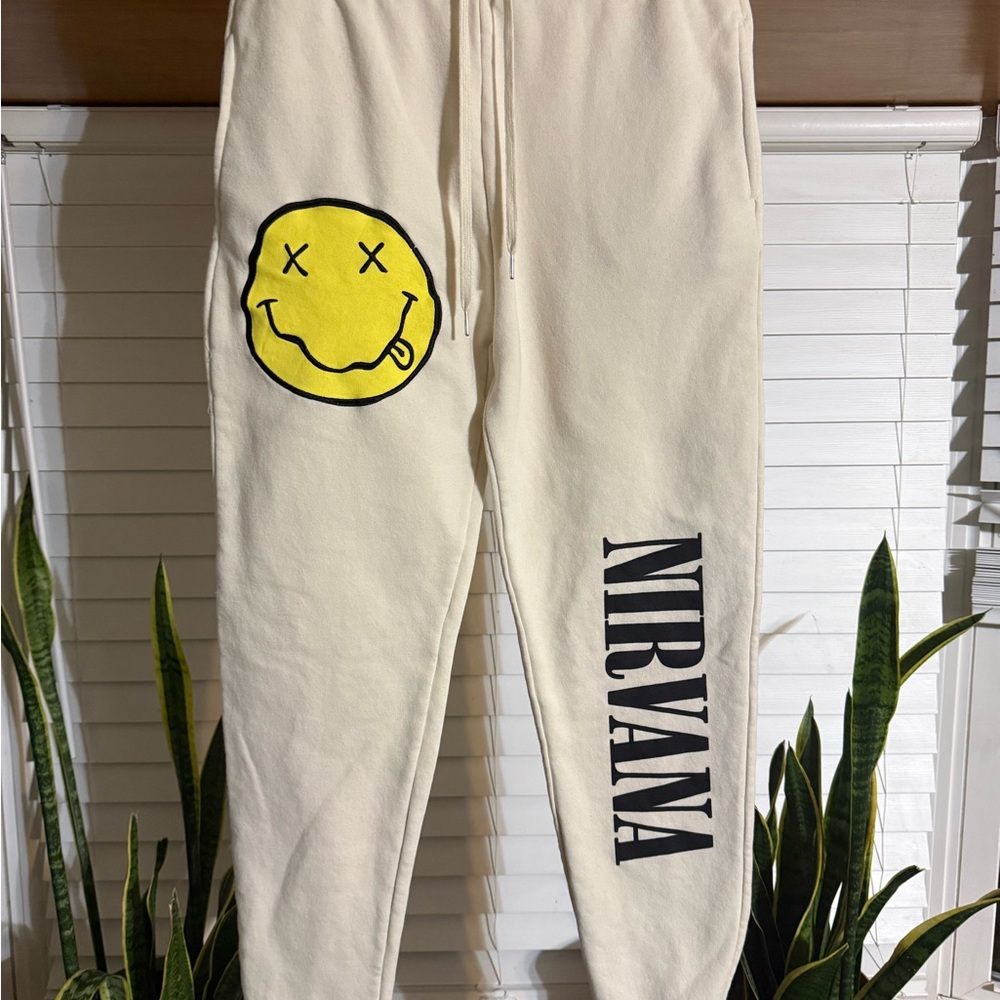 Nirvana Smiley Face Sweatpants Cream Joggers Size L Fleece Graphic